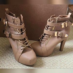 Charlotte Russe Women's Heel Boots